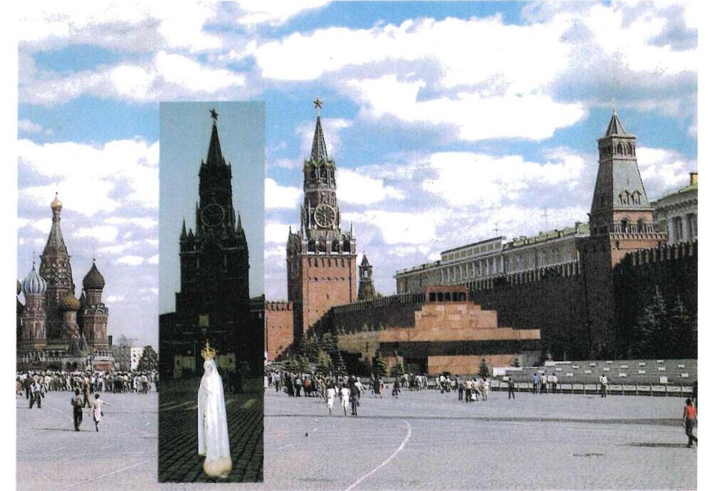 Imagem de Nossa Senhora de Fátima na Praça Vermelha, em Moscovo, diante do Kremlin.